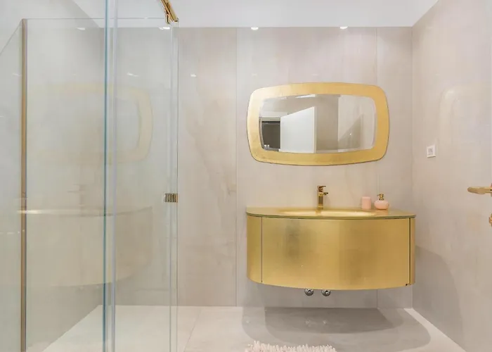 Sara Kastelir * Poreč