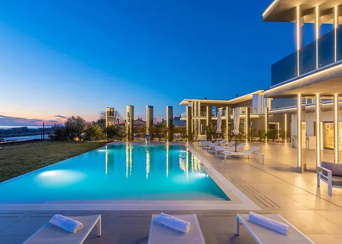 Sara Kastelir * Poreč