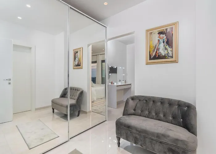 Holiday home Sara Kastelir Porec